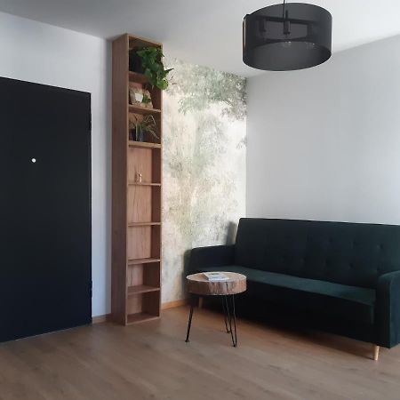 Lesne Ukojenie W Lodzi - Forest Soothing Apartment Ngoại thất bức ảnh